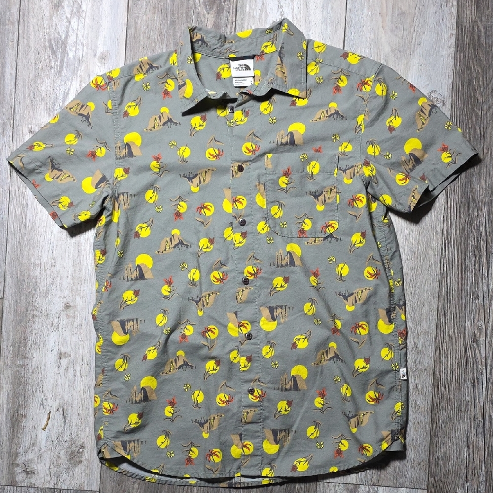 The North Face | Men's Short-Sleeve Baytrail Button-up Climbing Summer Shirt